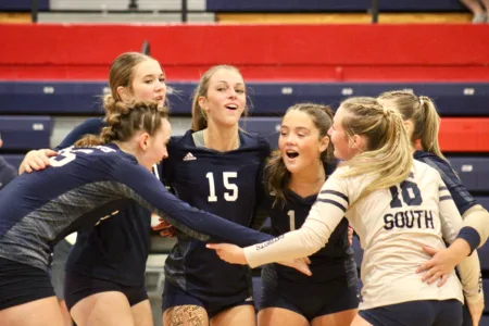 'Bring it home': Patriots sweep Big Reds to punch ticket to state